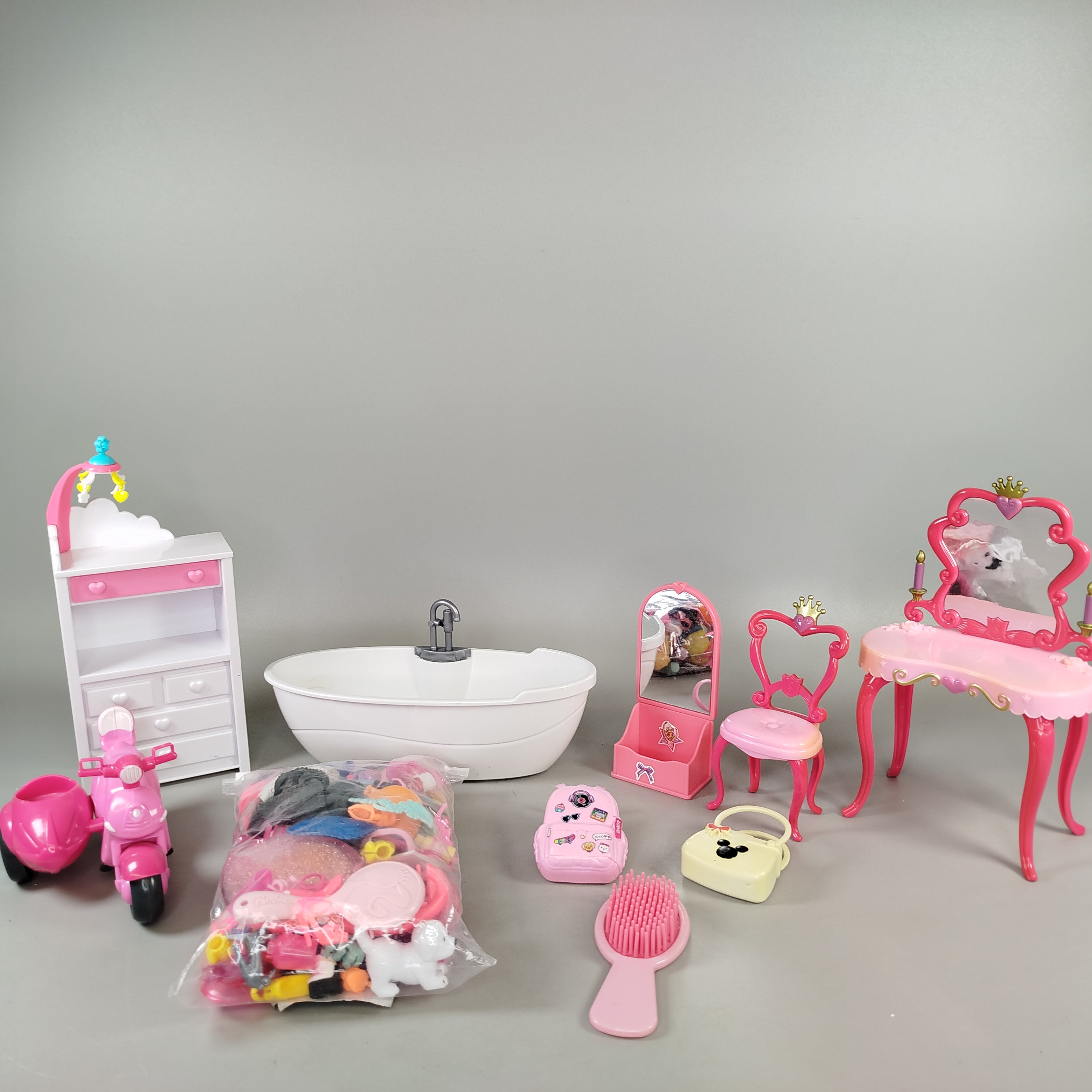 Disney Puppenmöbel & Badezubehör Set – Schlafzimmer mit Accessoires